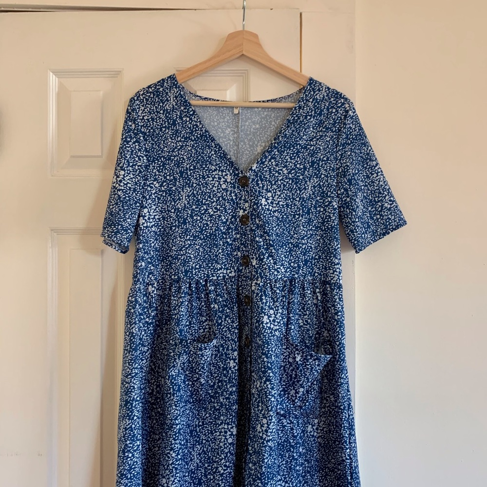 Blue dress